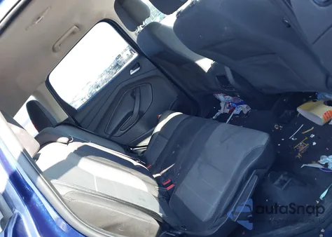 2015 Ford Escape Se z USA, uszkodzony, nr VIN 1FMCU9G97FUA58923